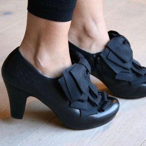 RARE! CHIE MIHARA NWOT ATAME ribbon heeled bootie